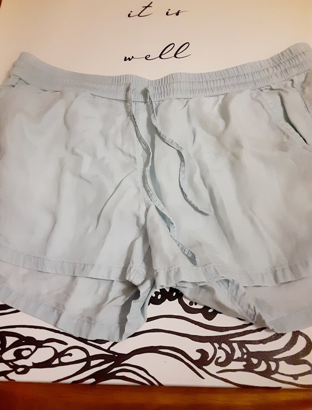 Aerie Chambray Drawstring Shorts Womens Light Blue Smocked Waist - Picture 7 of 9